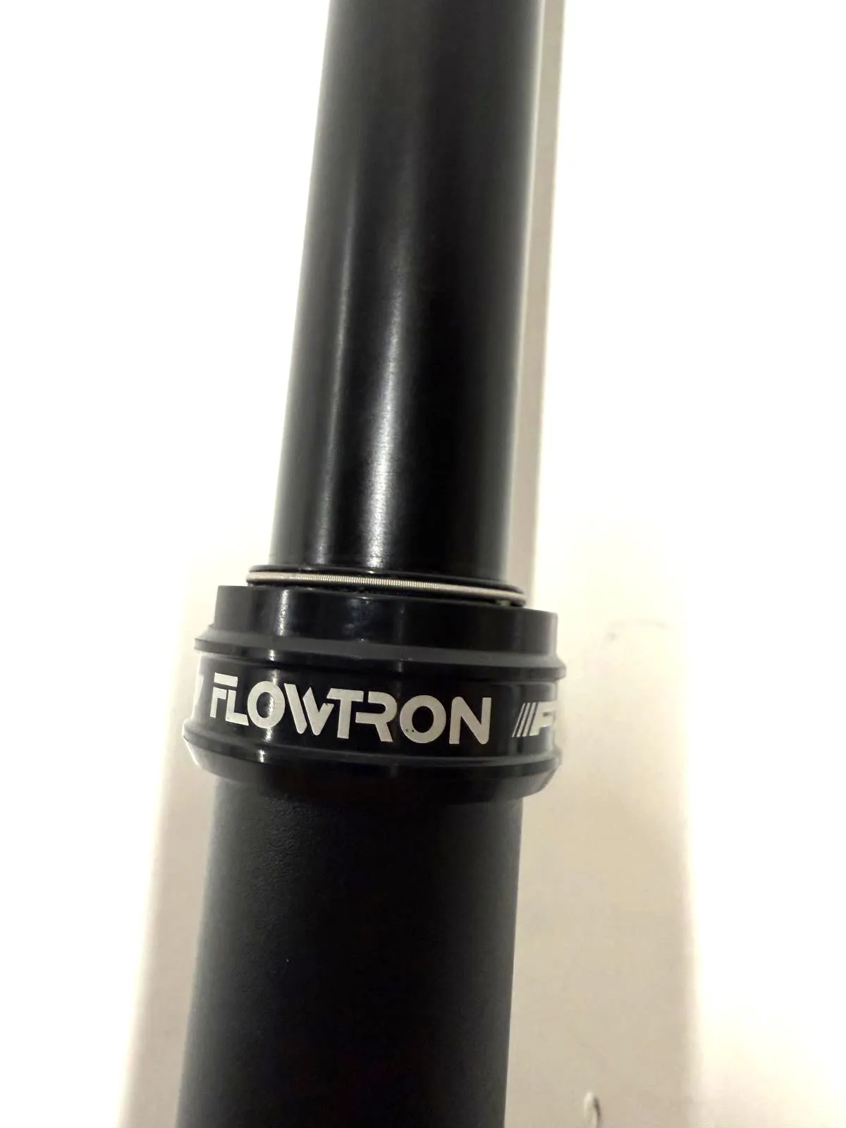 FSA FLOWTRON MTB DROPPER SEATPOST 30.9mm 150mm Travel Flat Bar Remote New in Box