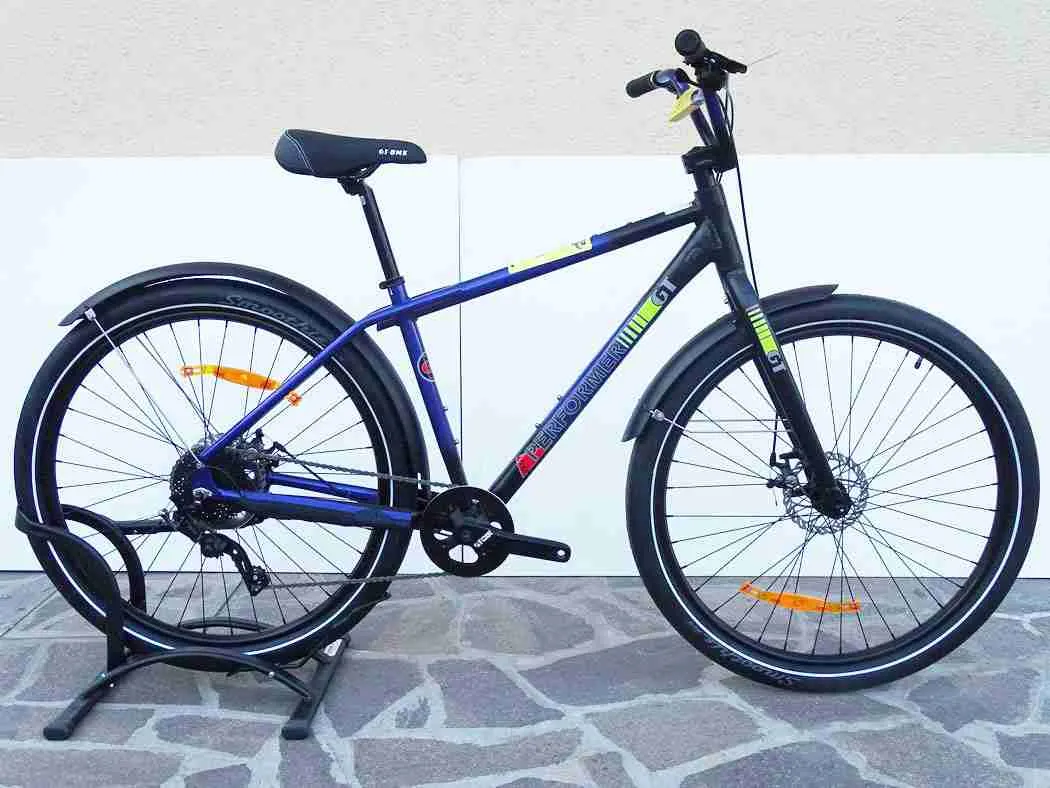 GT Street Performer 2022 - microSHIFT 1x9sp - Alloy Double Wall