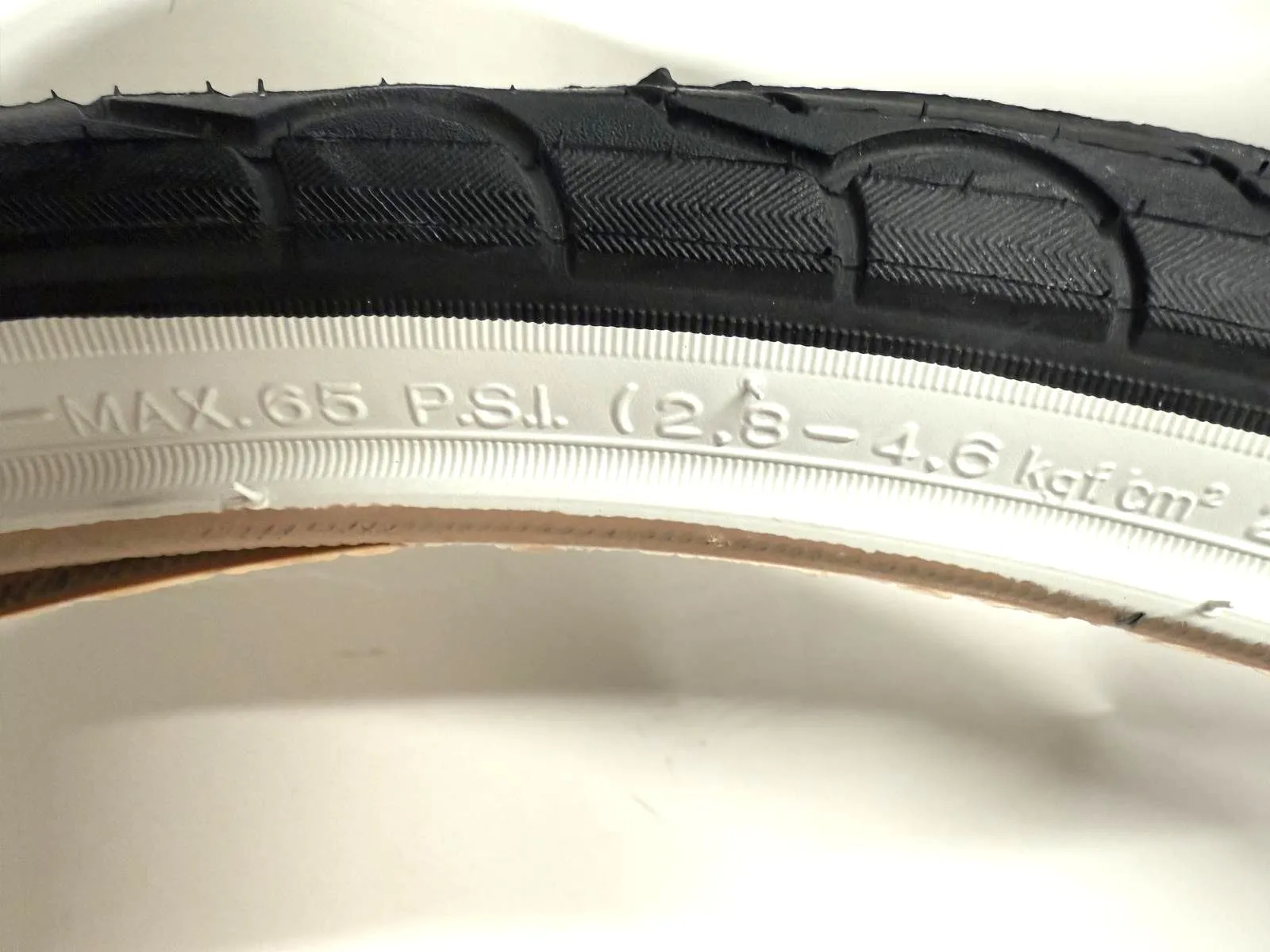 Pair (Lot of 2) Kenda Kwest White Wall K193 Wire Bead 26x1.50" Tires