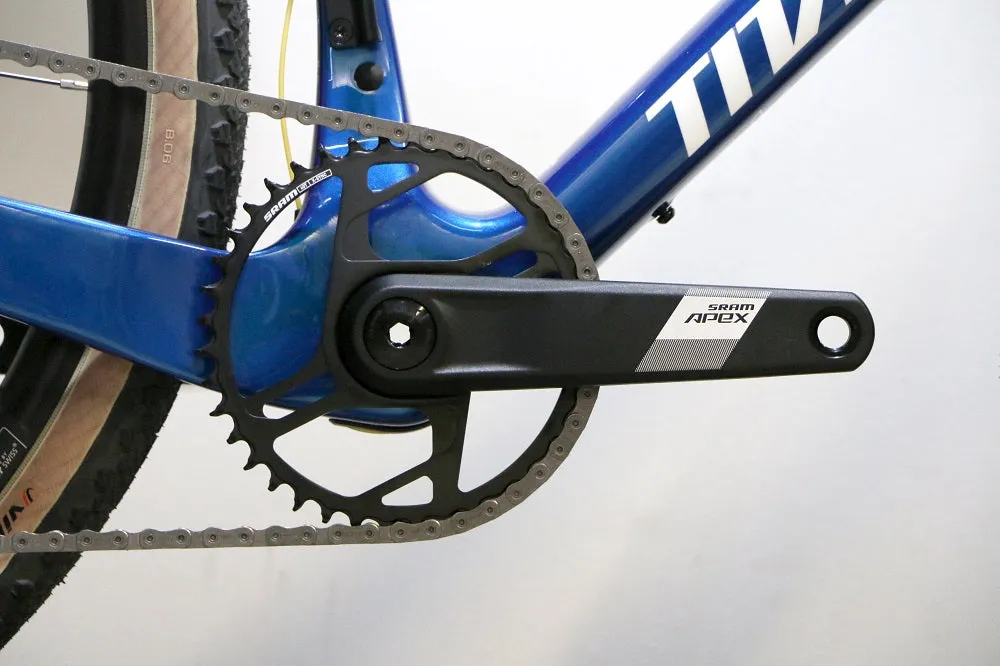 TITAN RACING Switch Carbon Comp (2025)