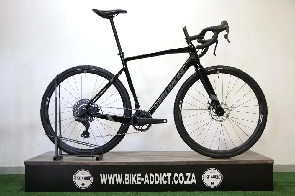 TITAN RACING Switch Carbon Sport (2025)
